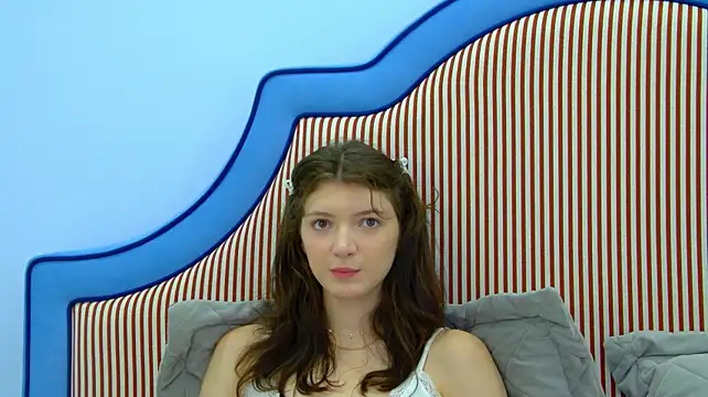 SophiaProve's Live XXX Chat