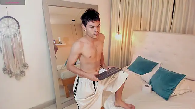 Lycan____ Chat XXX in diretta