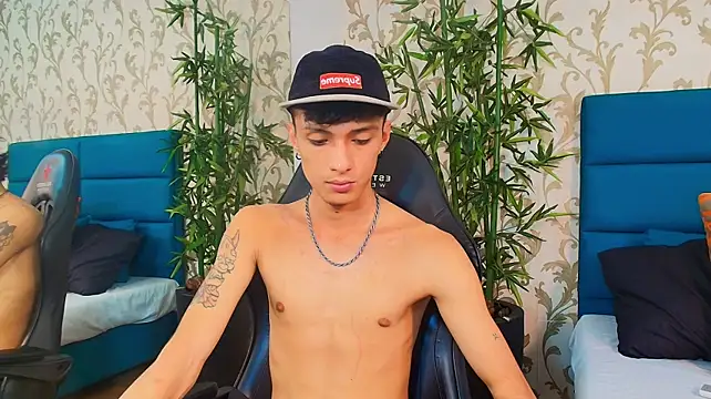 Lean_Portman Adlı Modelin Canlı XXX Sohbeti