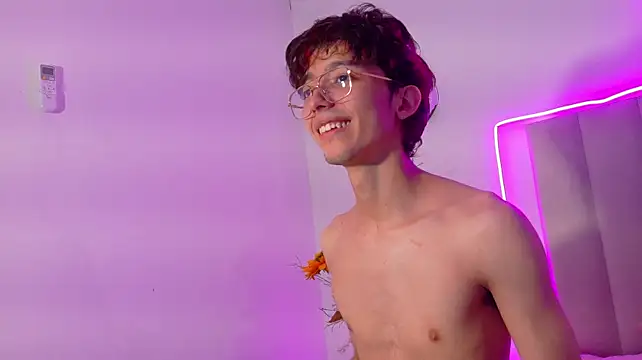 Twink_Sebas7's Live XXX Chat