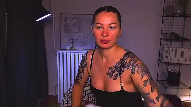 AlexaSven – Live XXX-chat