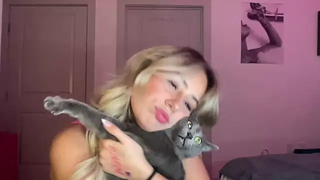skylarraeee's Live XXX Chat