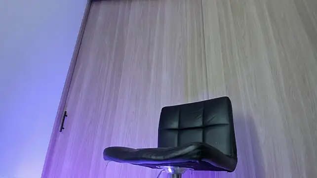 Jaddyy__ লাইভ XXX চ্যাট