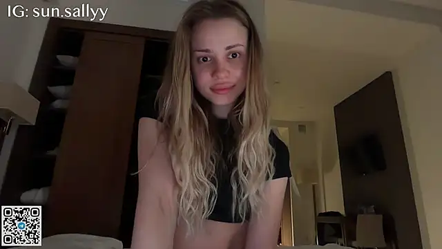 sunsally Adlı Modelin Canlı XXX Sohbeti