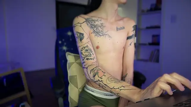 Den_BlueXx Chat XXX live