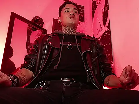 XXX chat uživo modela AlecBanne_