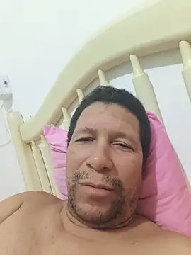 tutgfd Chat XXX live