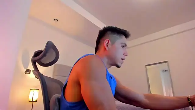 chris_morgan7's Live XXX Chat