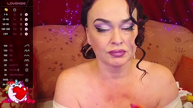 hotzlata's Live XXX Chat