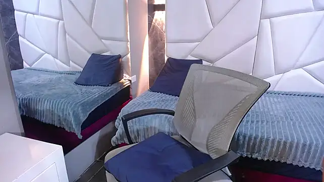 Živý XXX chat violet_angel13