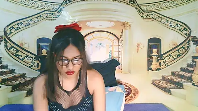 IndianSkies' Live XXX Chat