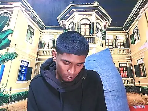 IndianThuggin 即時 XXX 聊天