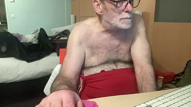 צ'אט XXX בשידור חי של coach-karl