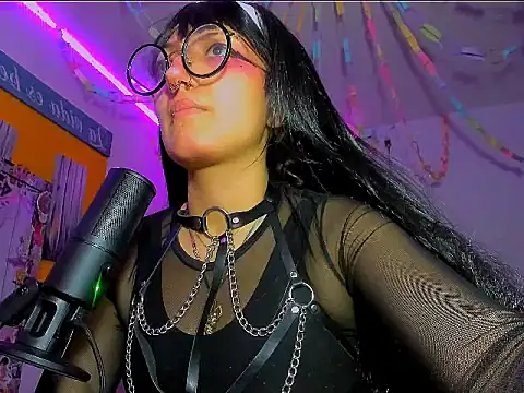 uwunita's Live XXX Chat