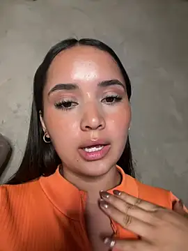 MollySanders___ Adlı Modelin Canlı XXX Sohbeti