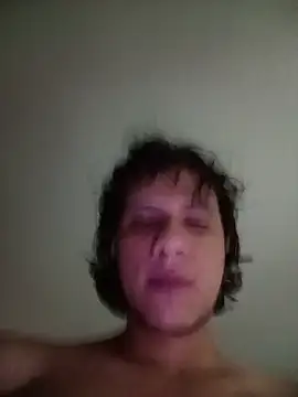 הופעת וובקאם של santiidnd
