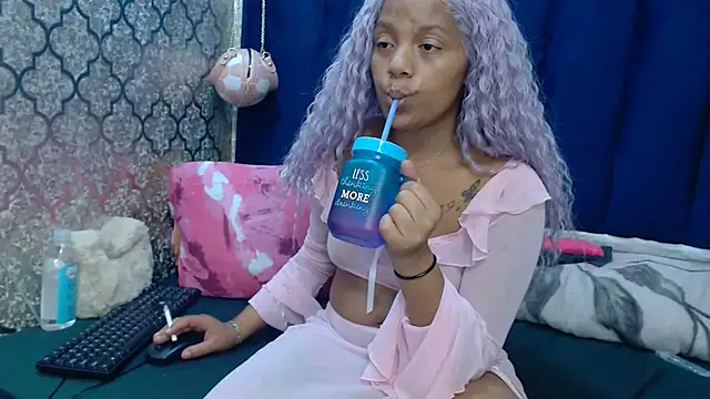 Ayasexyxx26's Live XXX Chat