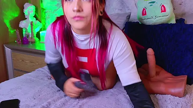 bella_mush Adlı Modelin Canlı XXX Sohbeti