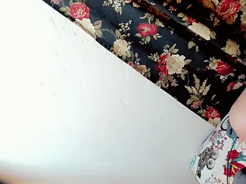 BarbyQueenn Live XXX-chat