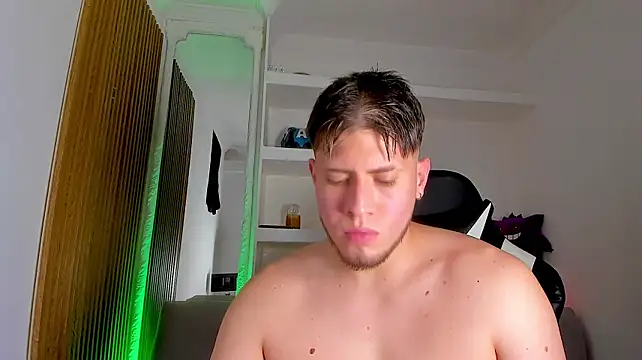 Chatroom XXX en direct de SebastianMaximoff_