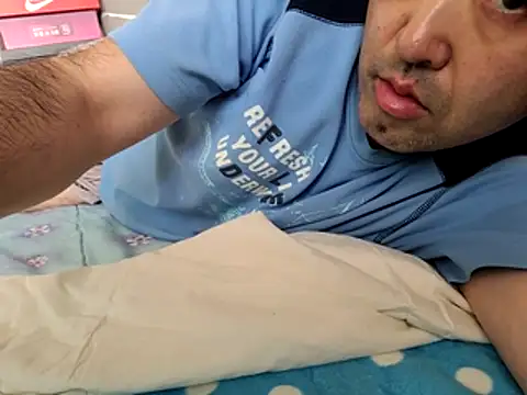 XXX chat uživo modela bch1045