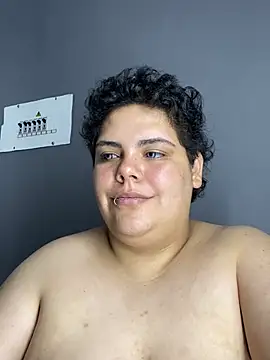 Chat XXX en directo de Hailey_Curvy