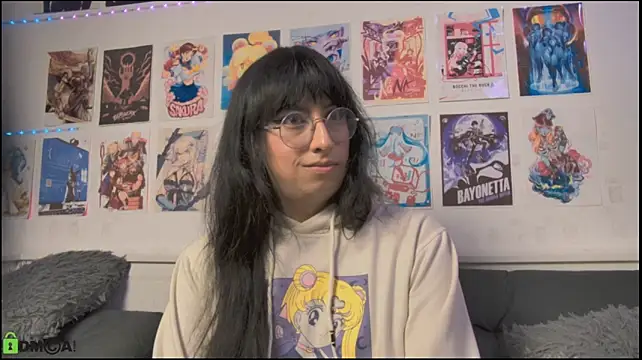 snowblack_'s Live Chat Room