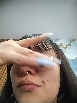 Chat +18 de Zulema_R1 ao vivo