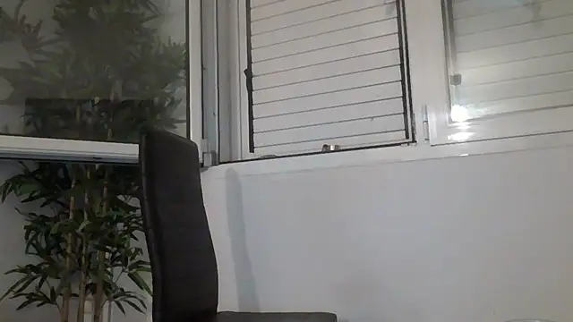 yanick931's Live XXX Chat