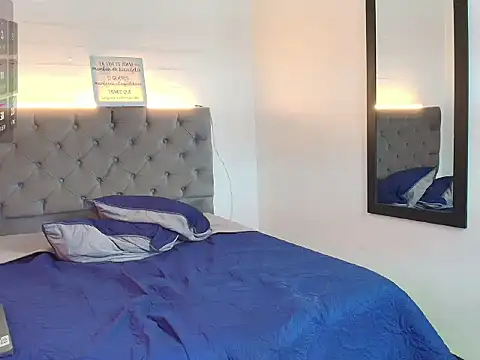 Moonnblue_ 라이브 XXX 채팅