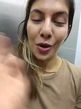 scarlett_moore: απευθείας συνομιλία ΧΧΧ