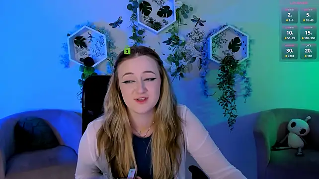 luna_berryy Chat XXX live