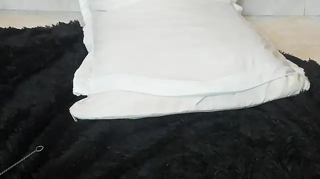 hillary_bigbutt's Live XXX Chat