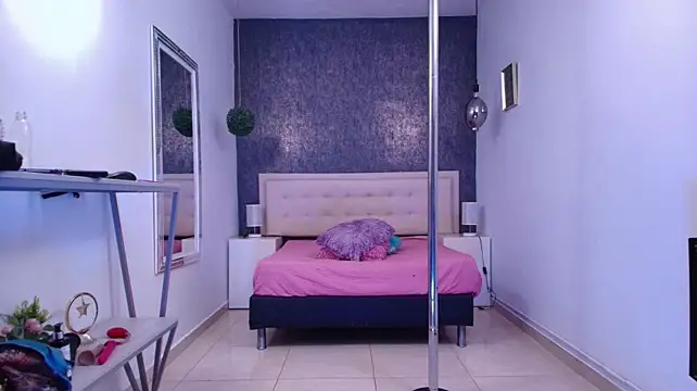 Celestial_Queen_ – Naživo XXX chat