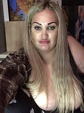 VikiiStoun's Live XXX Chat