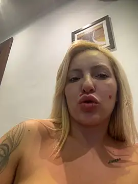 Juuhschmitt – Live XXX-chat