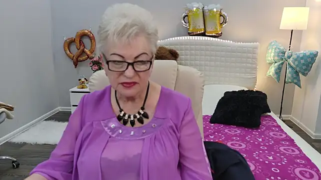 KayleSmoll Live XXX-chat