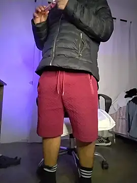 BadboyX333 XXX чат на живо