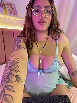 iam_camila's Live XXX Chat