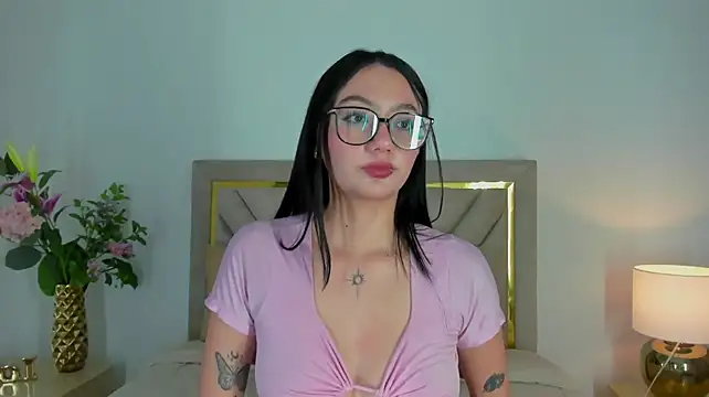 ravena_queen Chat XXX in diretta
