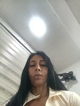 kenia_castro1's Live XXX Chat
