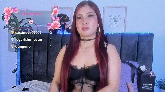 Živý XXX chat Aisha-Hart