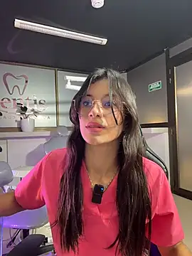 iris_cuteface Chat XXX in diretta