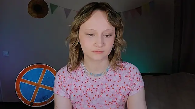 MariaMango Adlı Modelin Canlı XXX Sohbeti