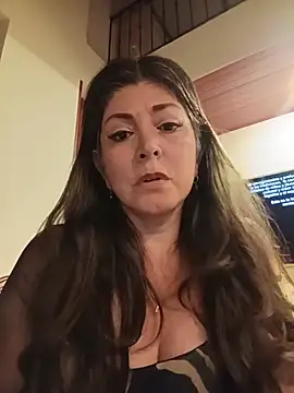 emma_tour's Live XXX Chat