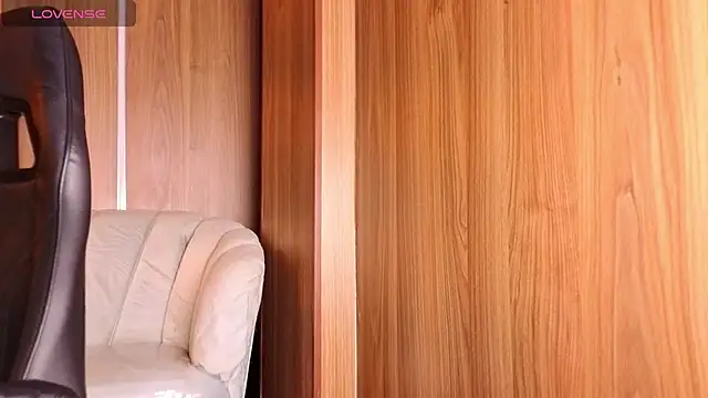 Alina_b_ 即時 XXX 聊天