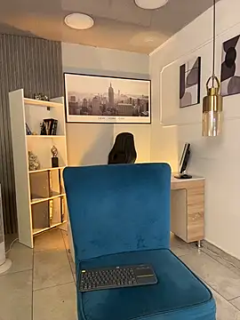 DomBoy_ Adlı Modelin Canlı XXX Sohbeti