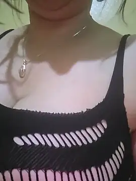 Yousra_soso Chat XXX live