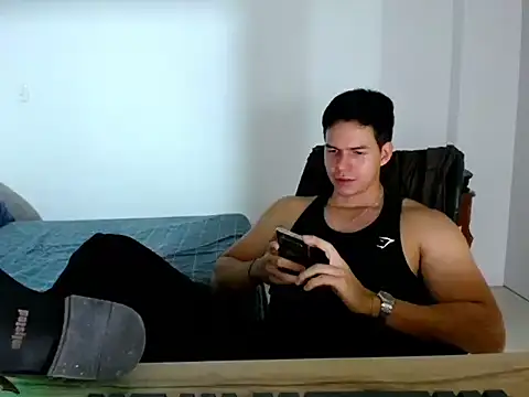 MRROSS95 Live XXX-Chat