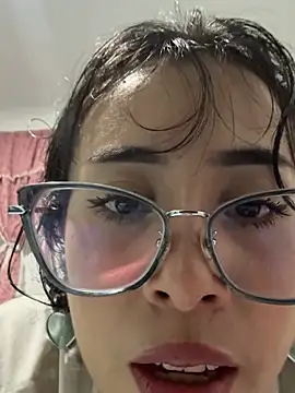 Vi_anayaa Chat XXX in diretta